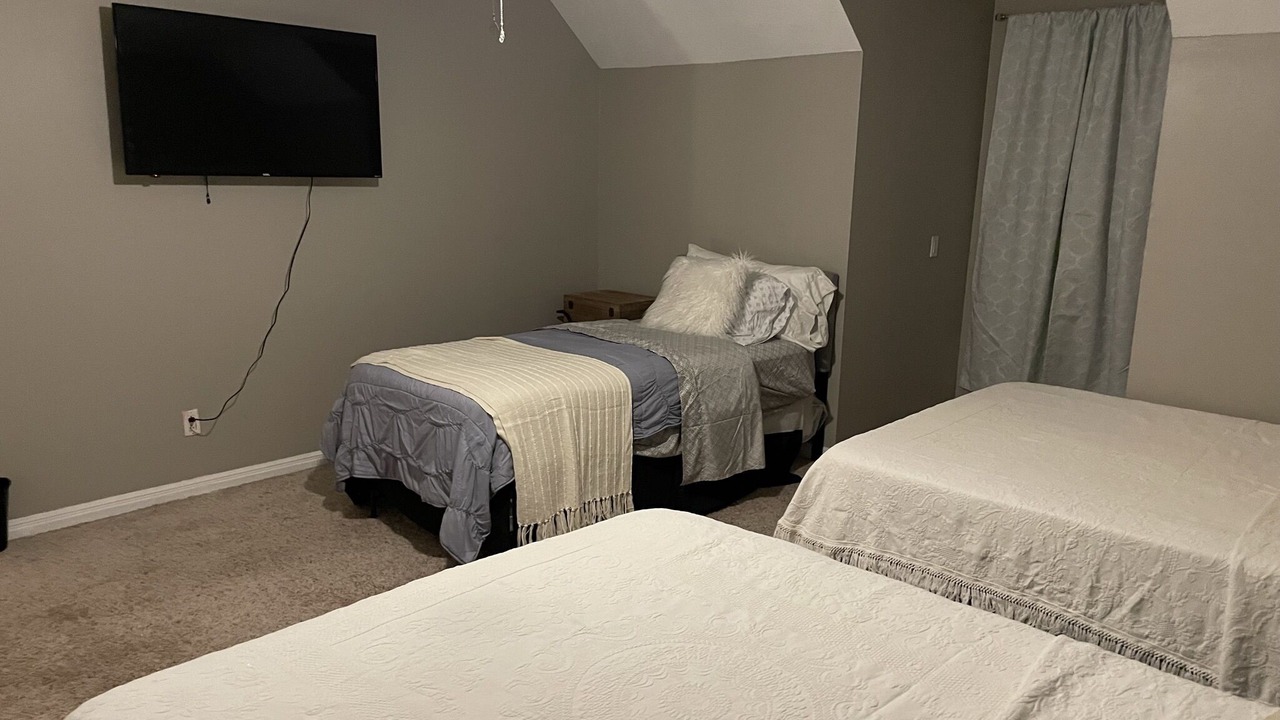 Photo of Bedroom in Orange