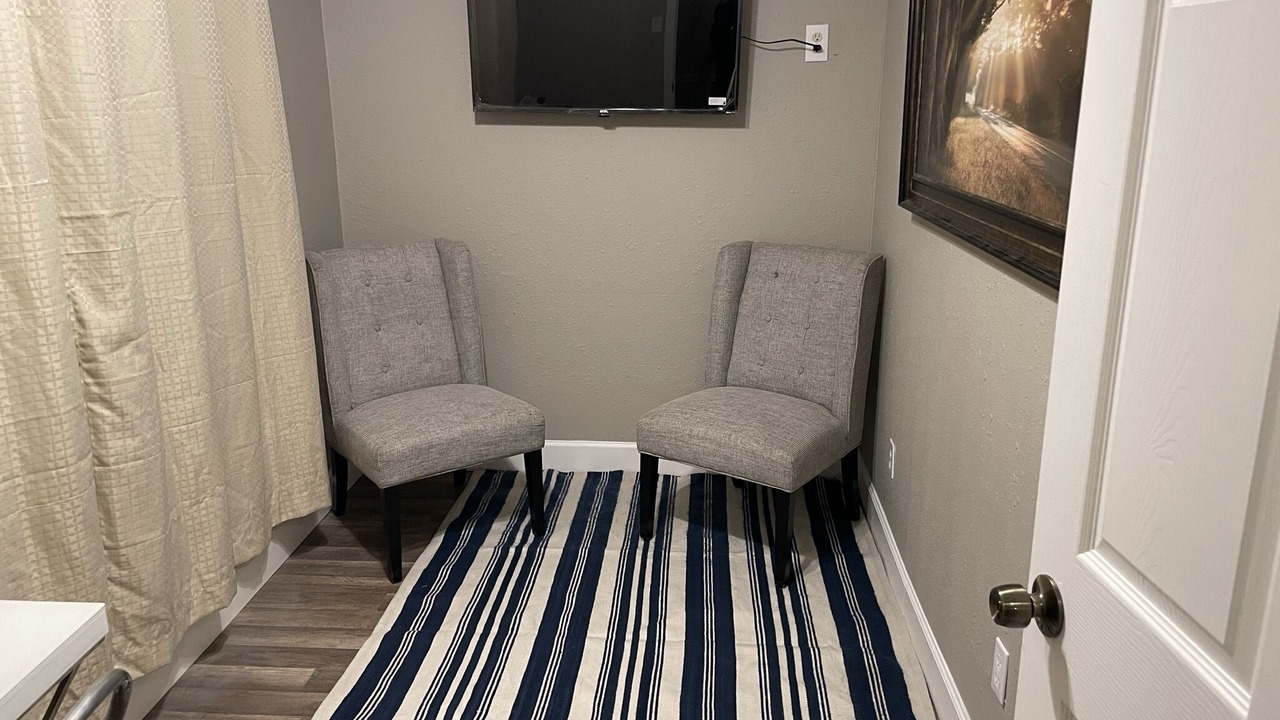 Photo of Bedroom in Orange
