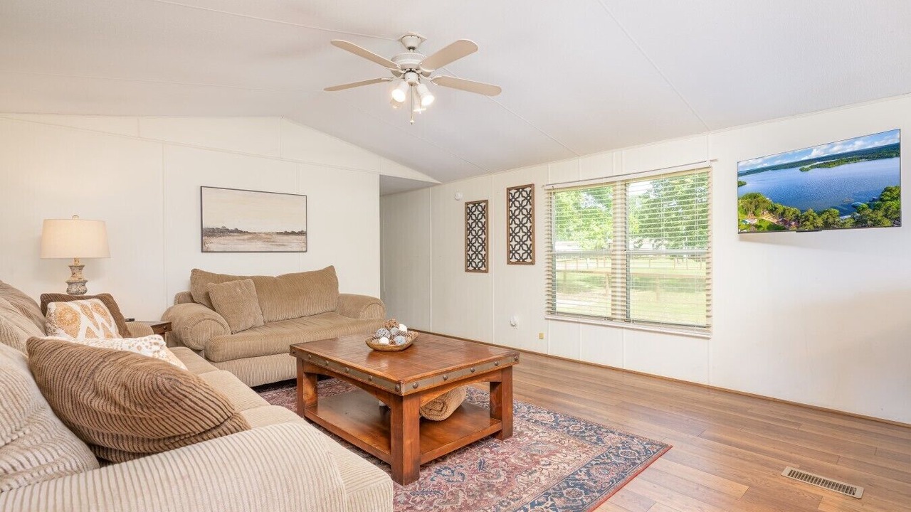 Photo of Bedroom in Hemphill