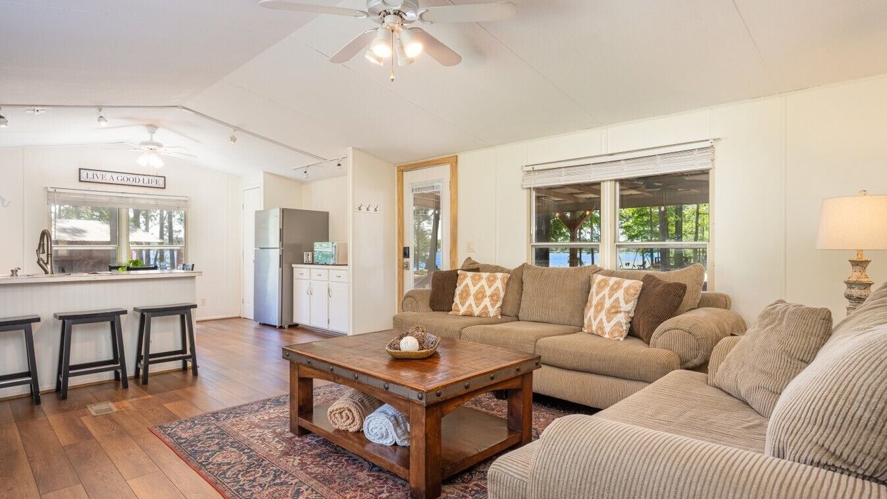 Photo of Bedroom in Hemphill