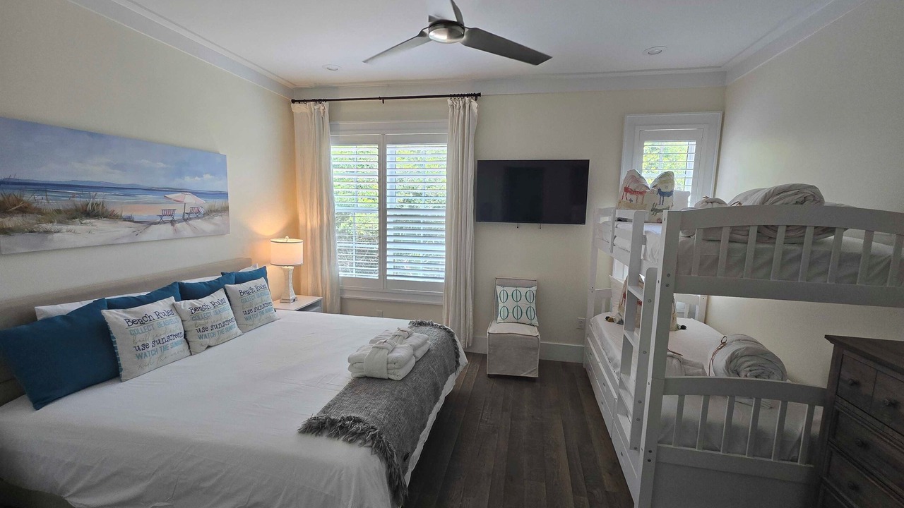 Photo of Bedroom in SeaNest Village