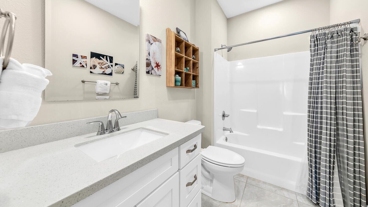 Photo of Bathroom in El Centro Beach