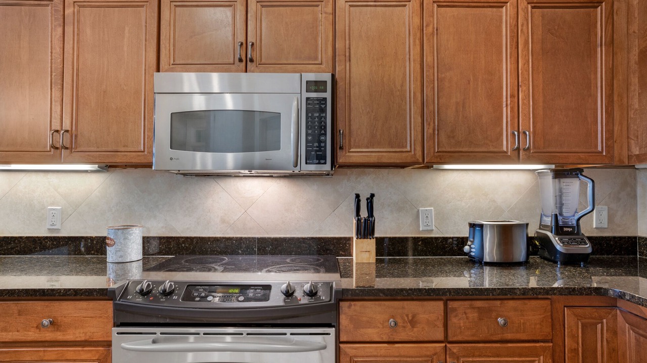Photo of Kitchen in Emerald Waters Village
