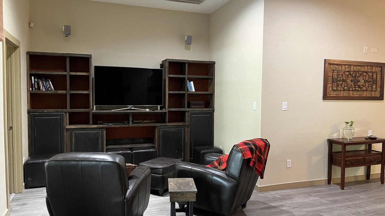 Photo of Livingroom in West Tawakoni