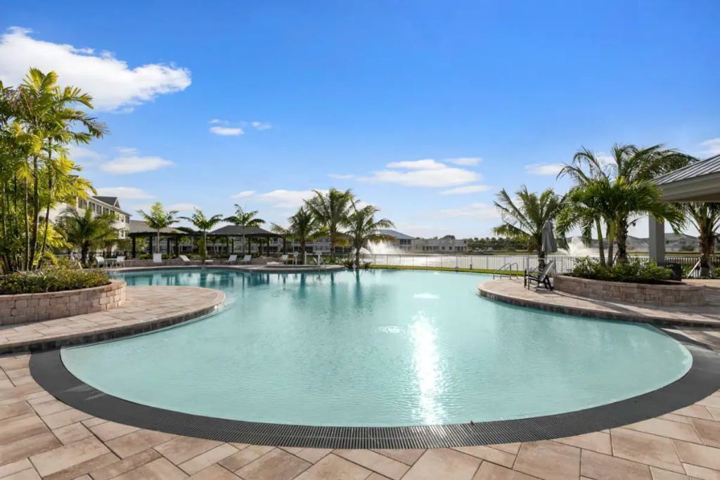 Photo of Outdoor in Naples