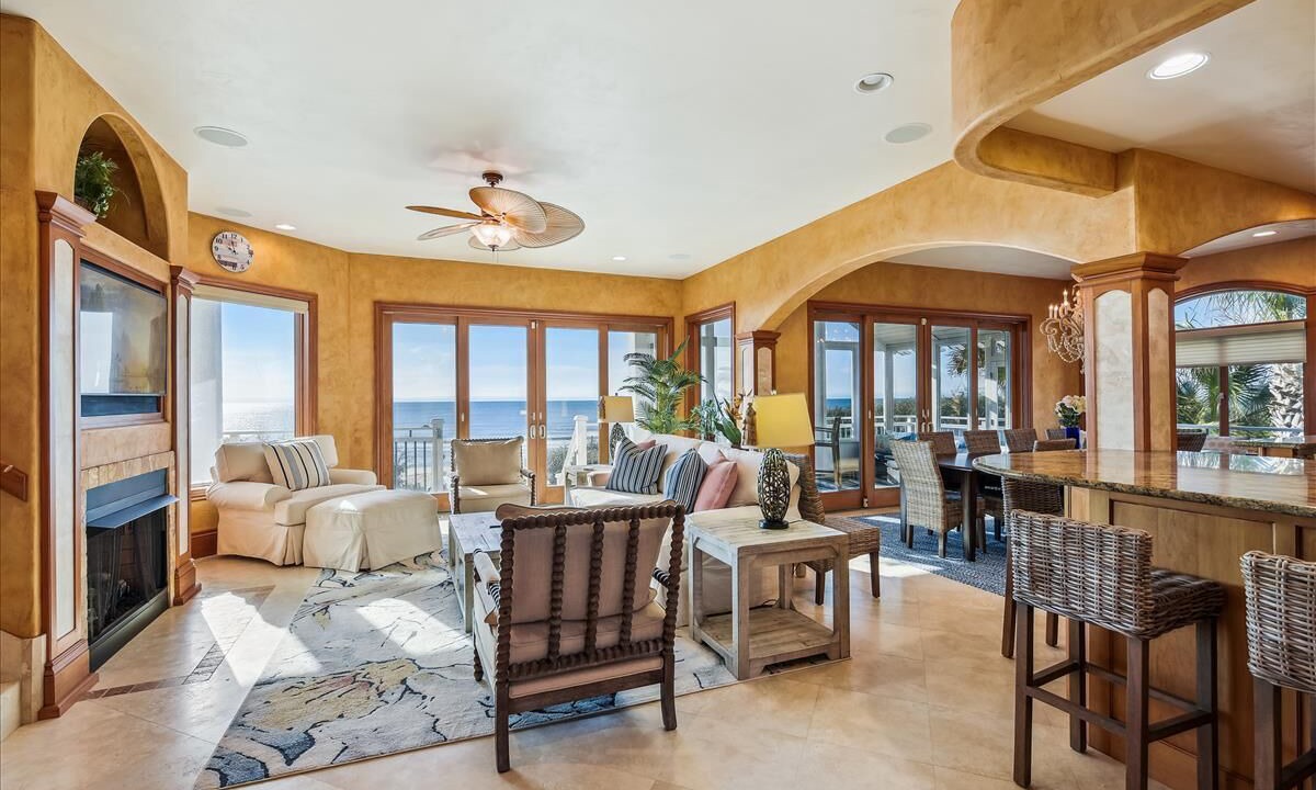 Photo of Livingroom in Plantation