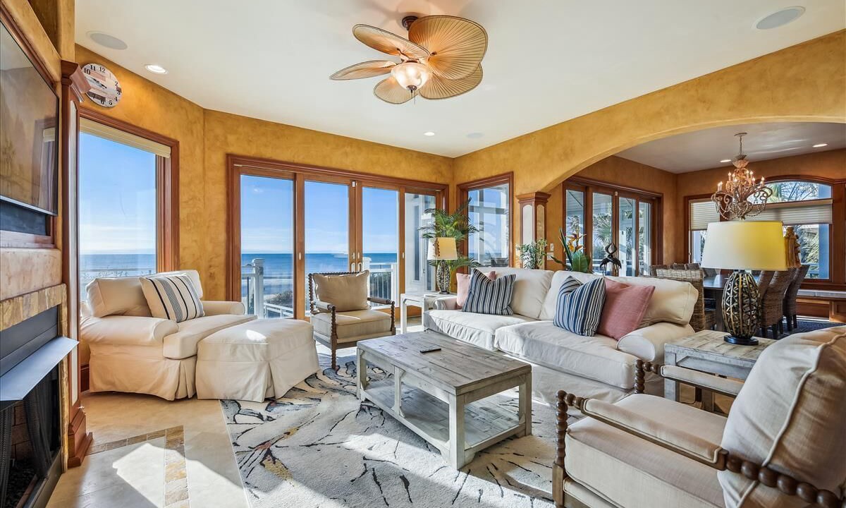 Photo of Livingroom in Plantation