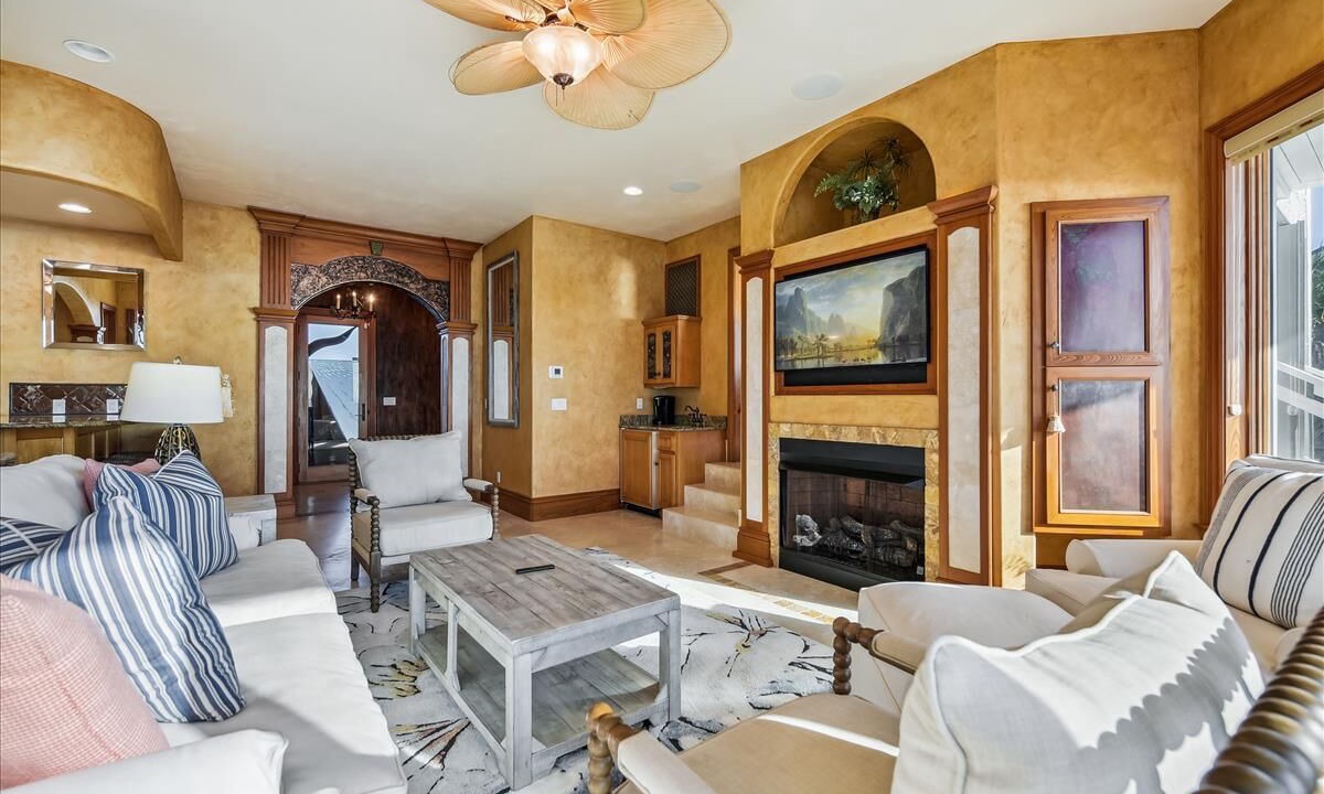 Photo of Livingroom in Plantation