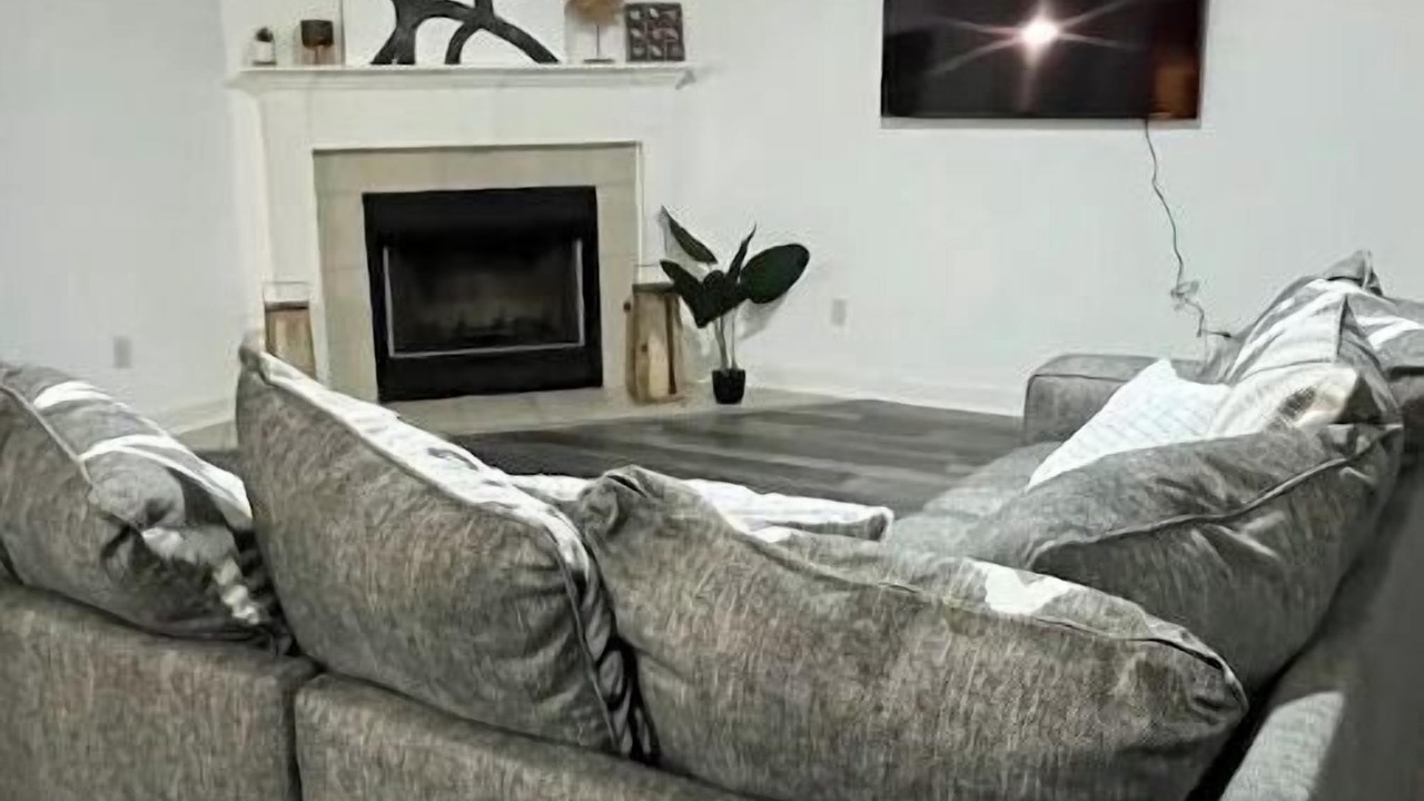 Photo of Livingroom in Emerald Shores