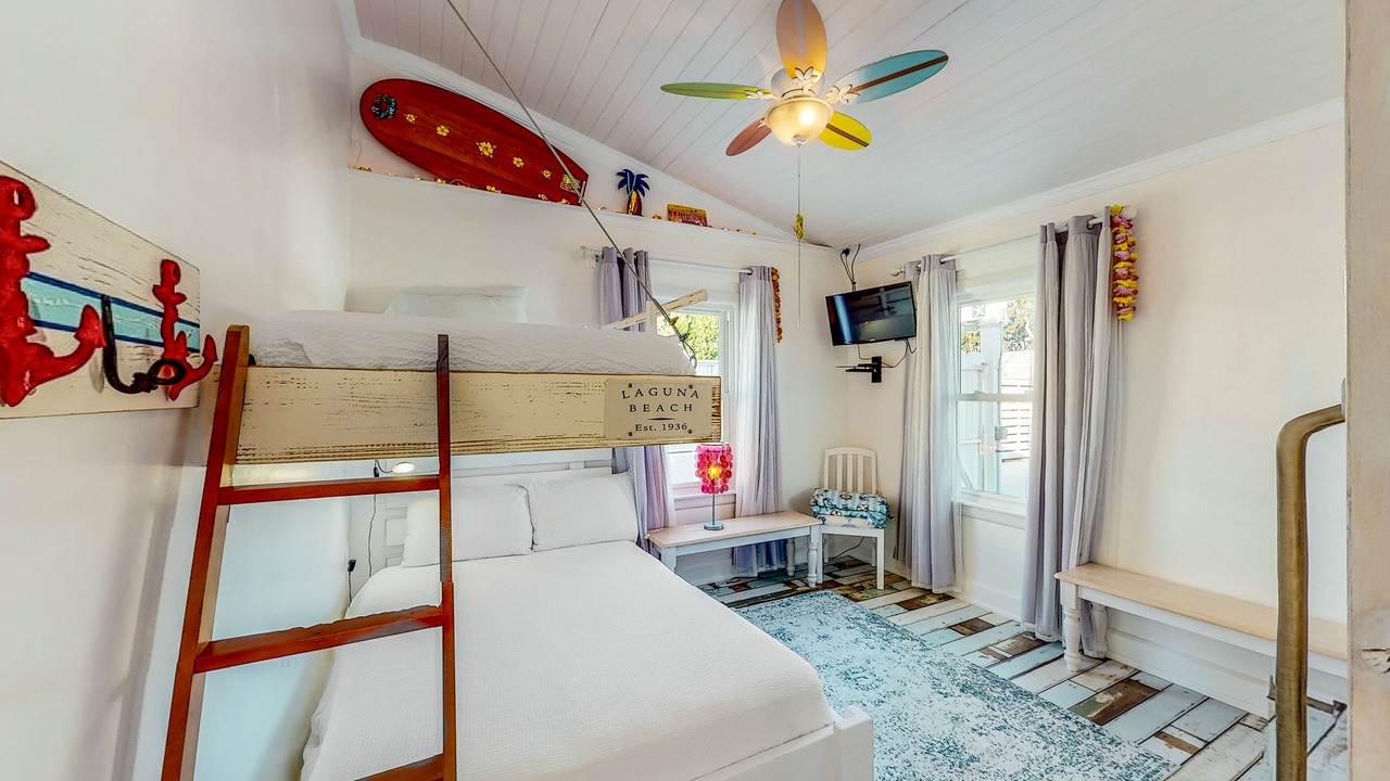 Photo of Bedroom in Kiska Beach