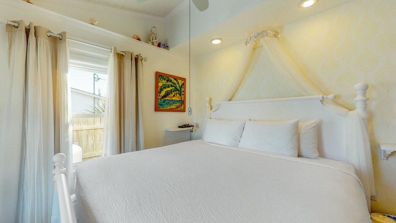 Photo of Bedroom in Kiska Beach