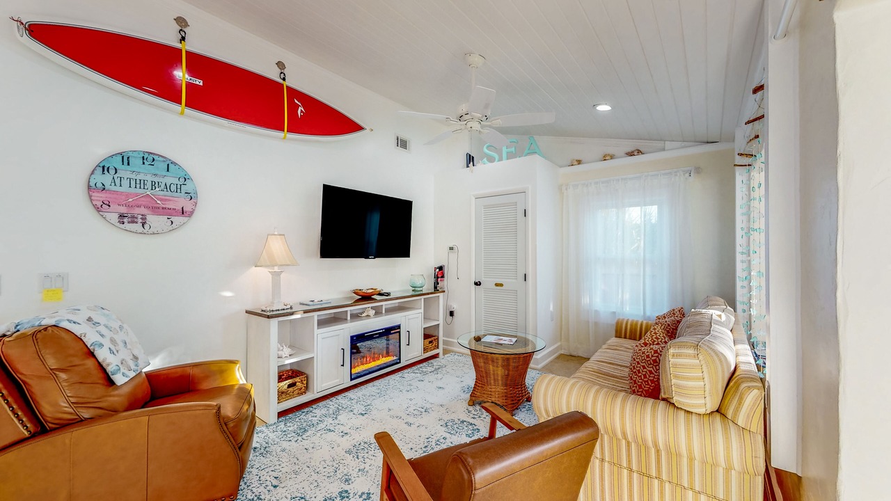 Photo of Livingroom in Kiska Beach