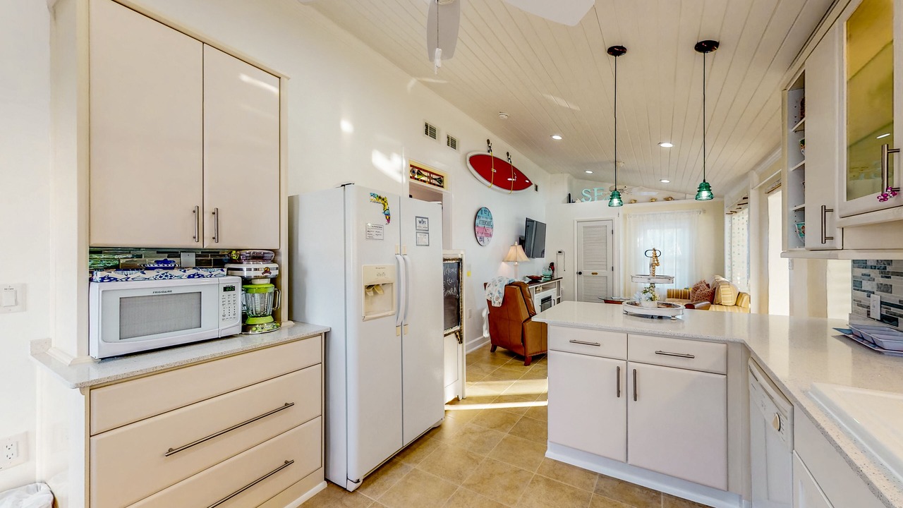 Photo of Kitchen in Kiska Beach