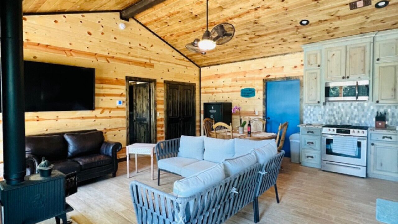 Photo of Livingroom in Smithville