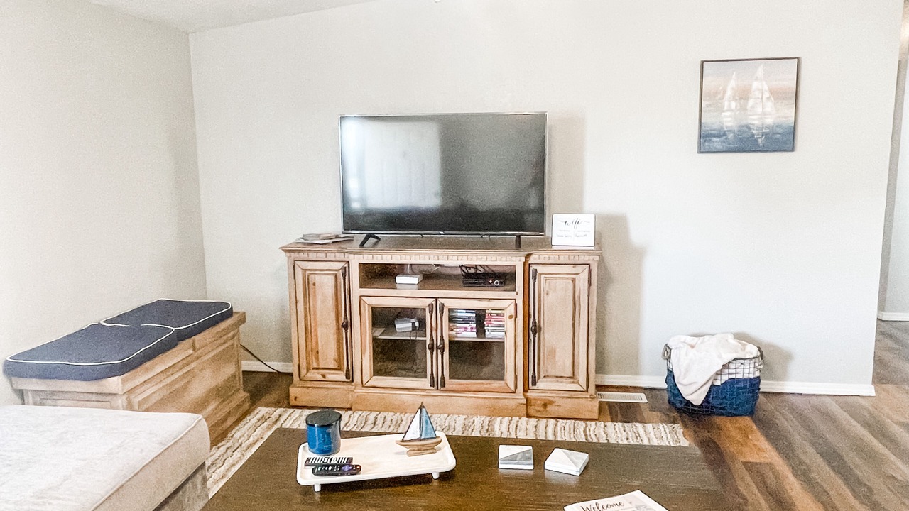 Photo of Livingroom in Mead