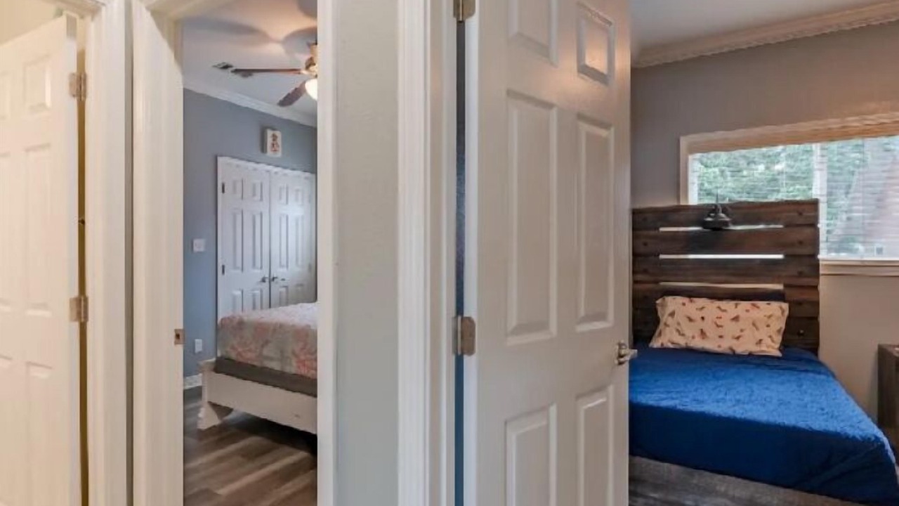 Photo of Bedroom in Long Beach