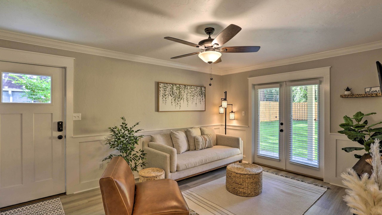 Photo of Livingroom in Tallahassee