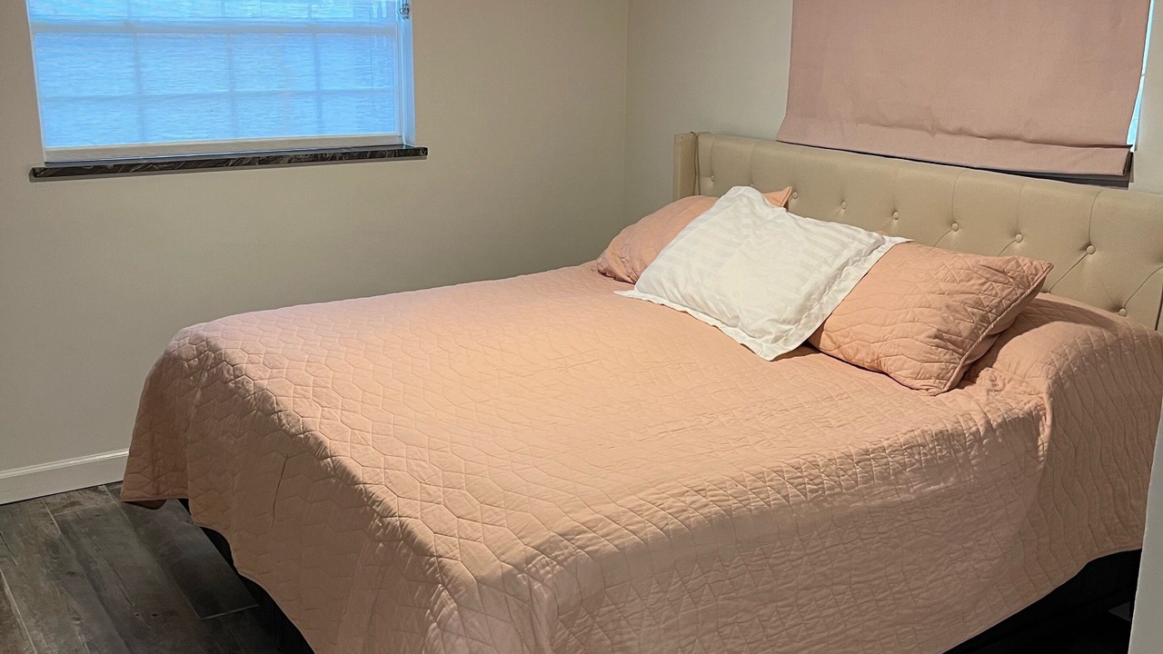 Photo of Bedroom in Palm Harbor Estates