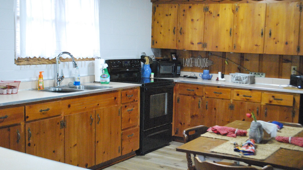 Photo of Kitchen in Centre