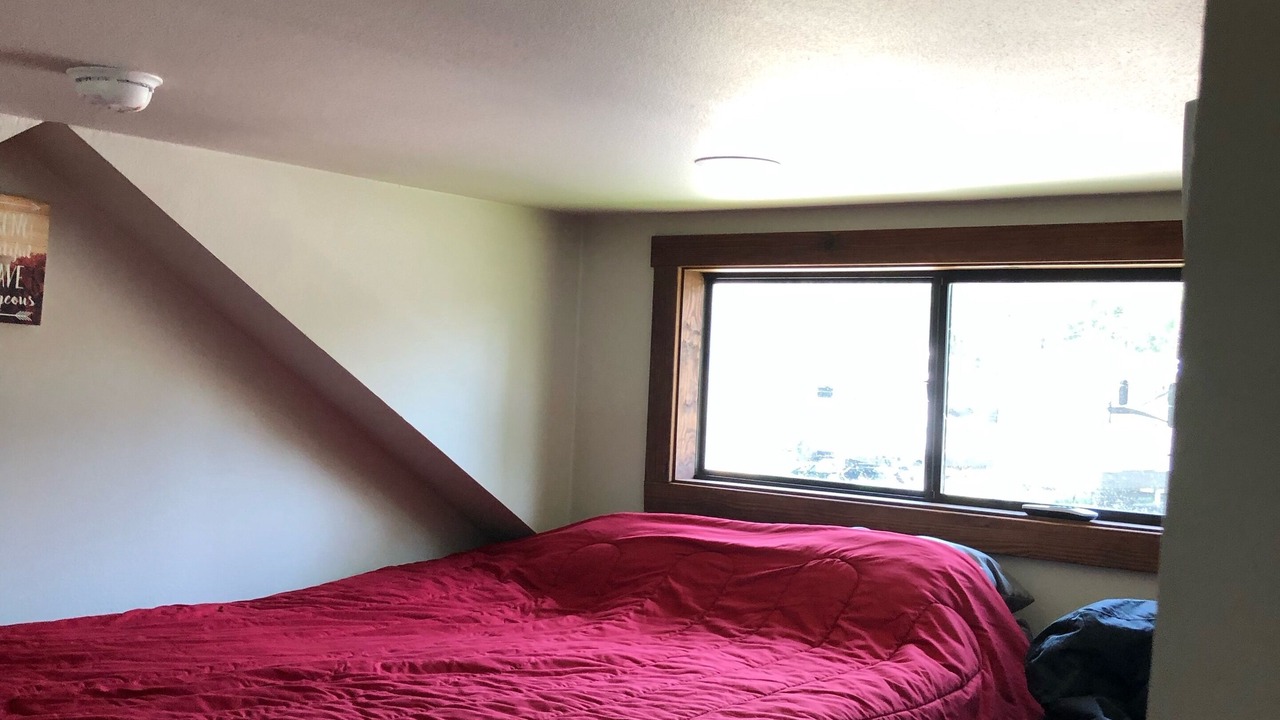 Photo of Bedroom in Mount Vernon
