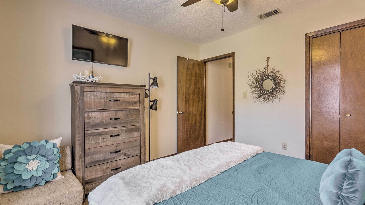 Photo of Bedroom in Niceville