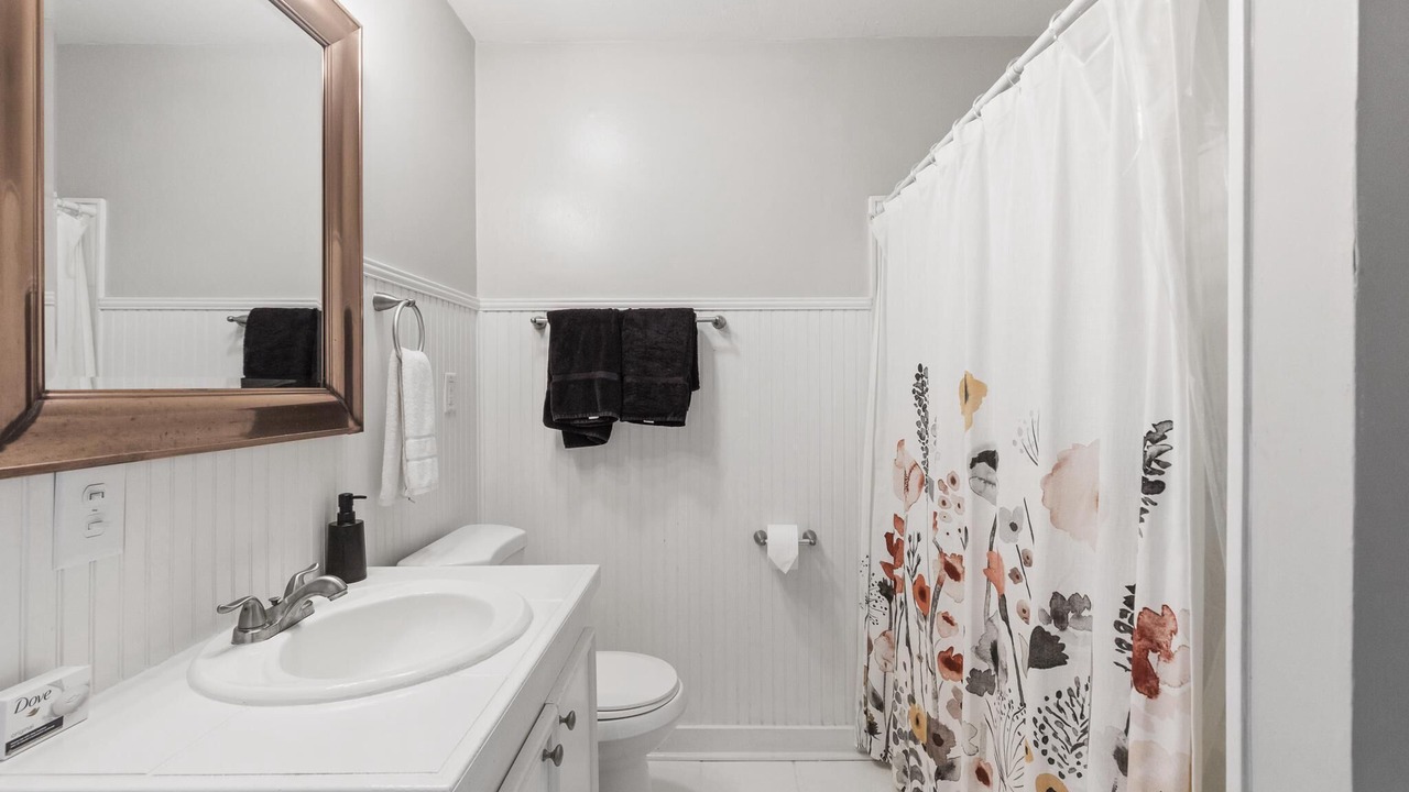 Photo of Bathroom in Hattiesburg