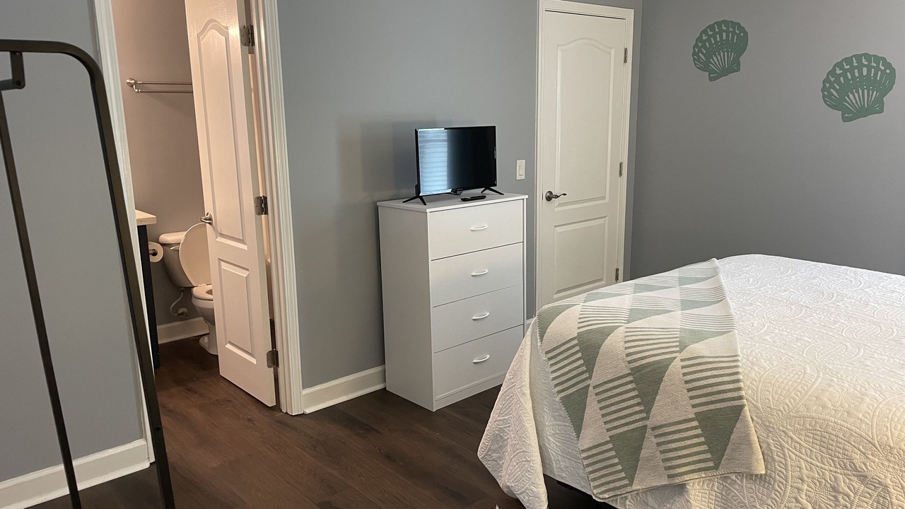 Photo of Bedroom in Mississippi City