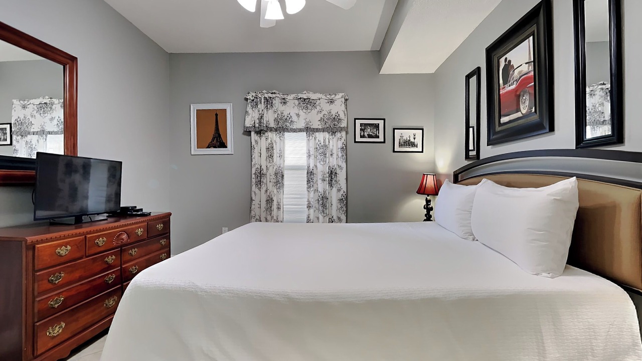 Photo of Bedroom in Fort Walton Beach