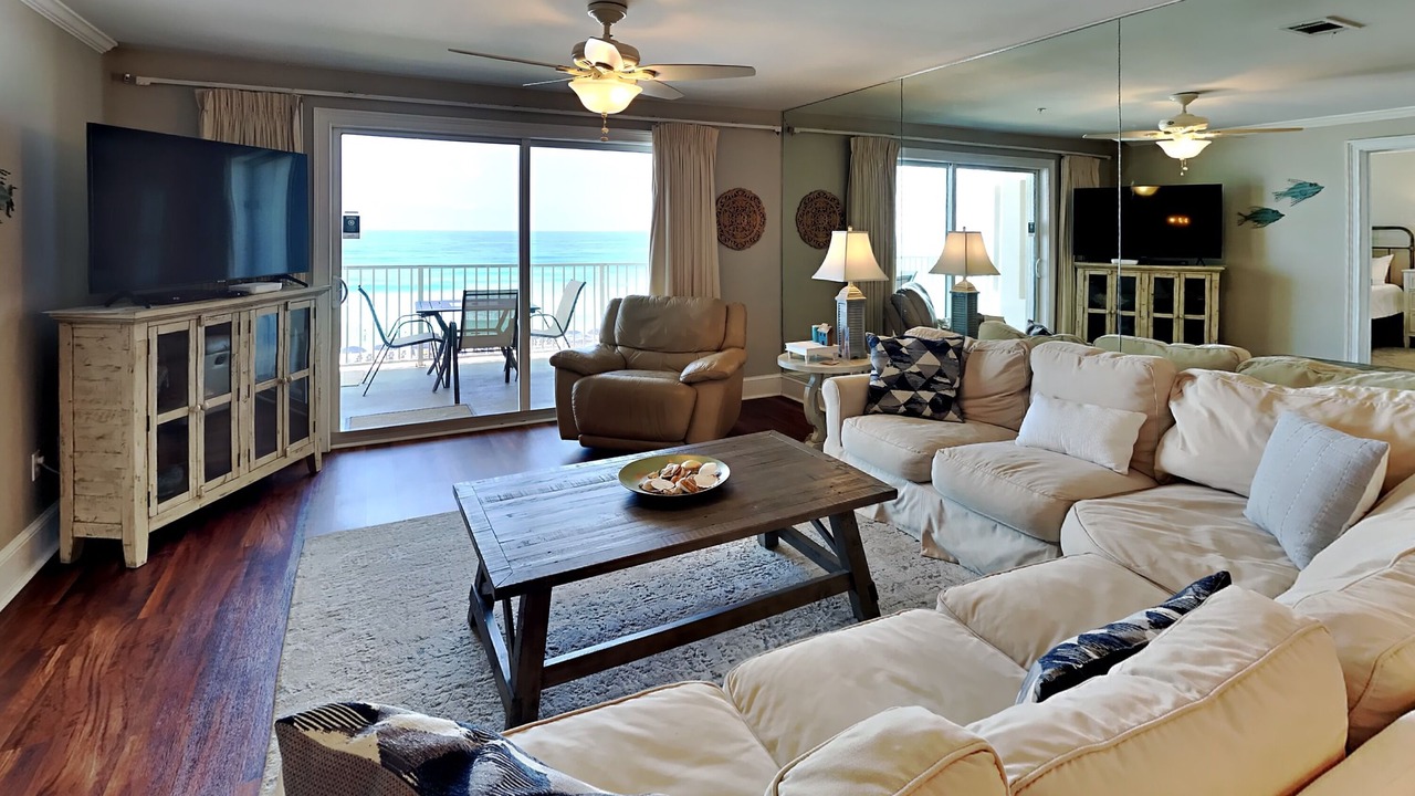 Photo of Livingroom in Crystal Beach