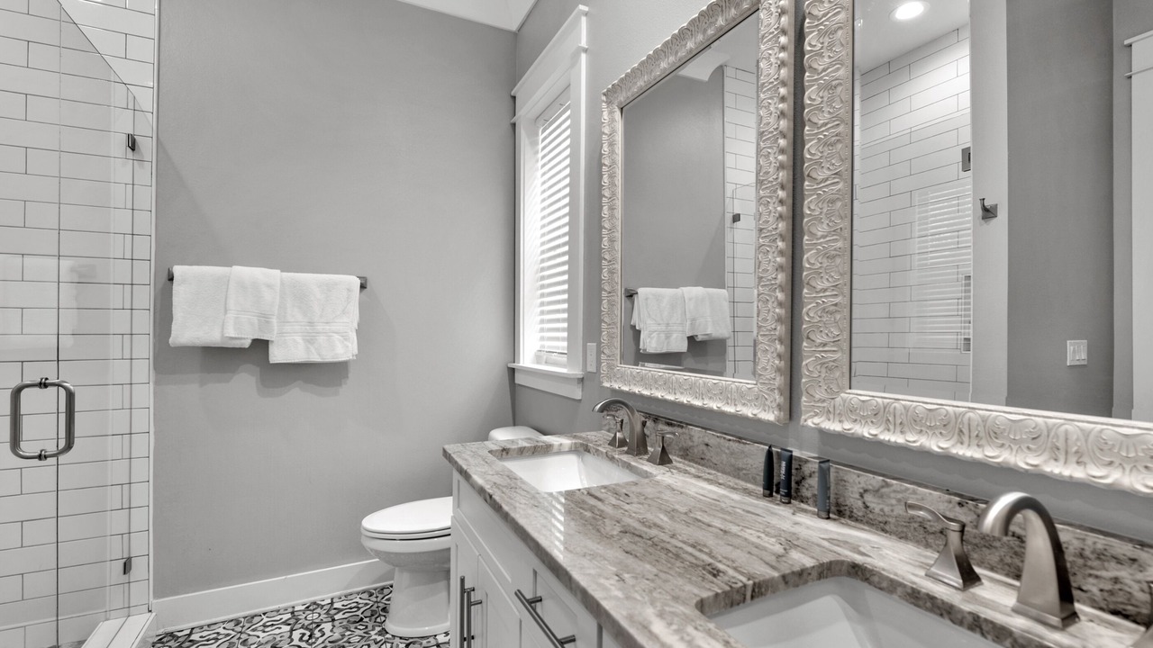 Photo of Bathroom in Emerald Waters Village