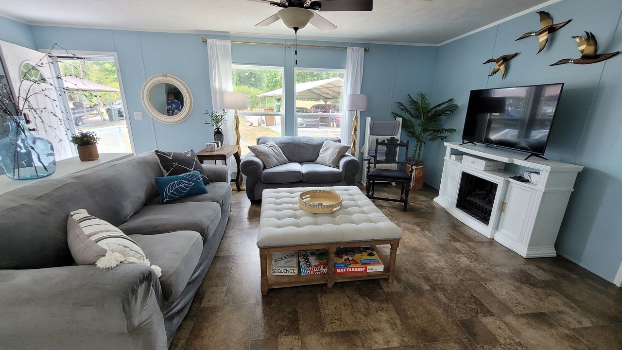 Photo of Livingroom in Huntsville
