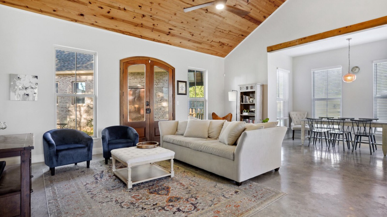 Photo of Livingroom in Shenandoah