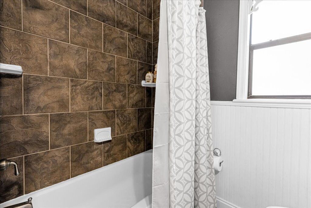 Photo of Bathroom in Fairview Shores