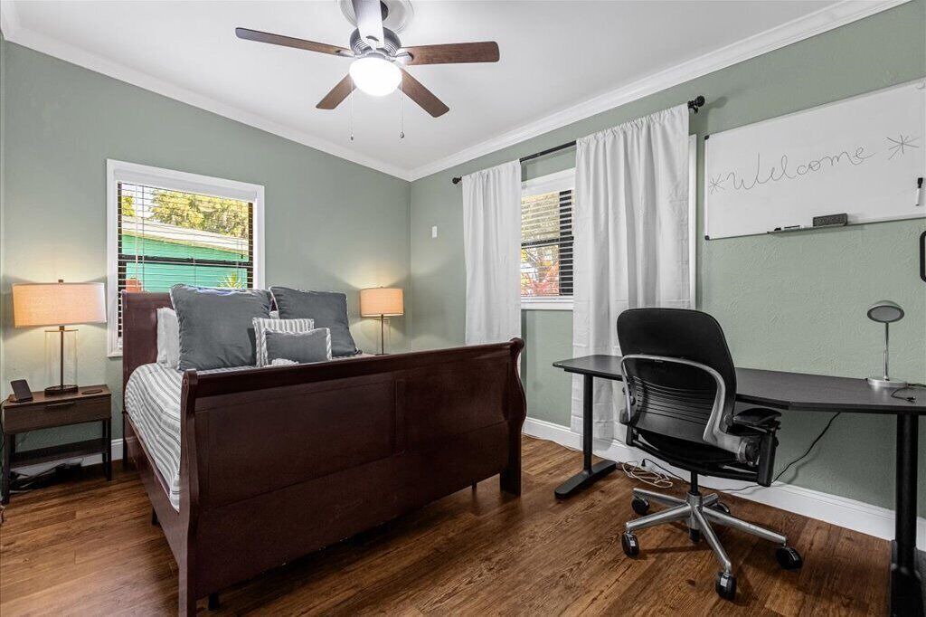 Photo of Bedroom in Fairview Shores
