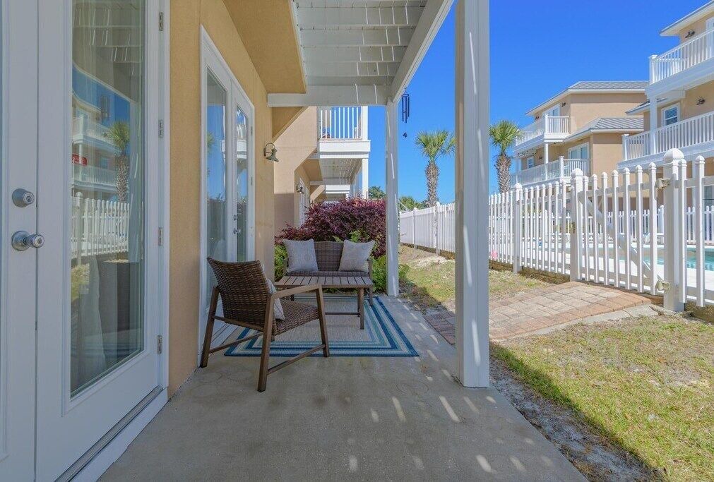 Photo of Patio Balcony in Gulf Lagoon Beach