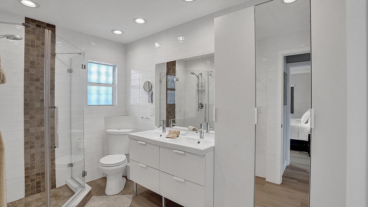 Photo of Bathroom in East Fort Lauderdale