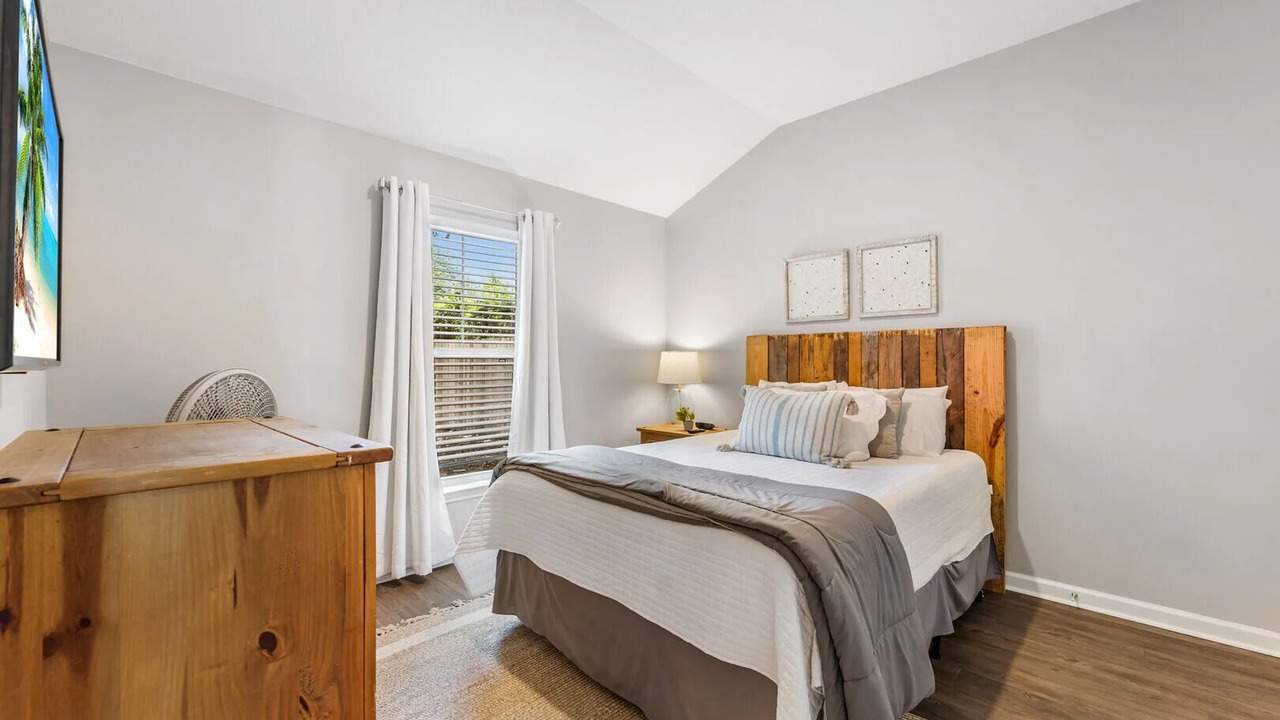 Photo of Others in Laguna Beach Estates
