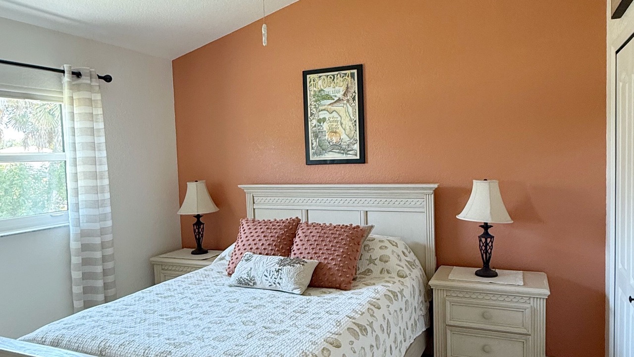 Photo of Bedroom in Pine Valley