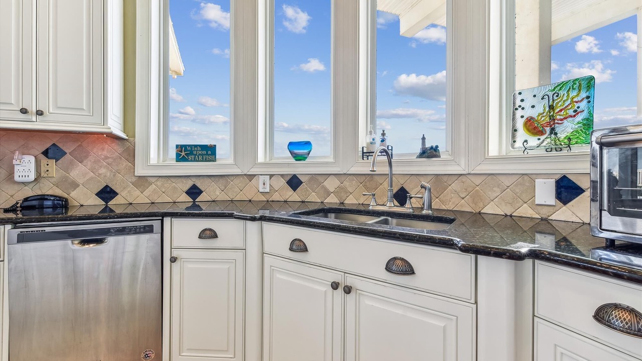 Photo of Kitchen in Sea Palm Village