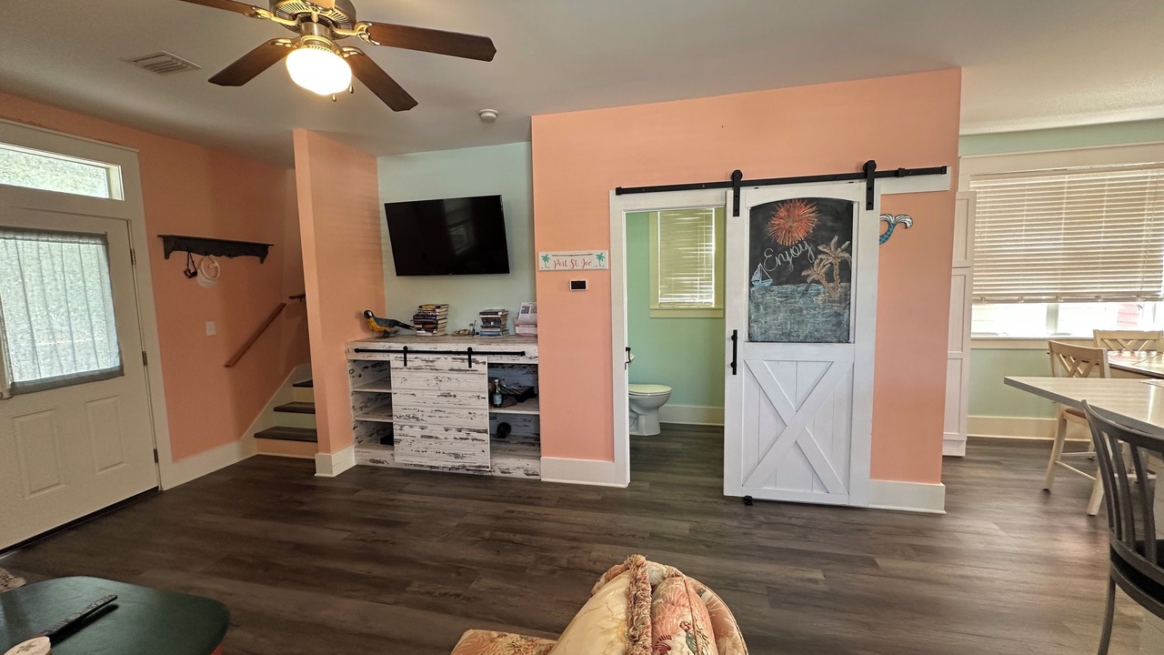 Photo of Livingroom in Port St. Joe