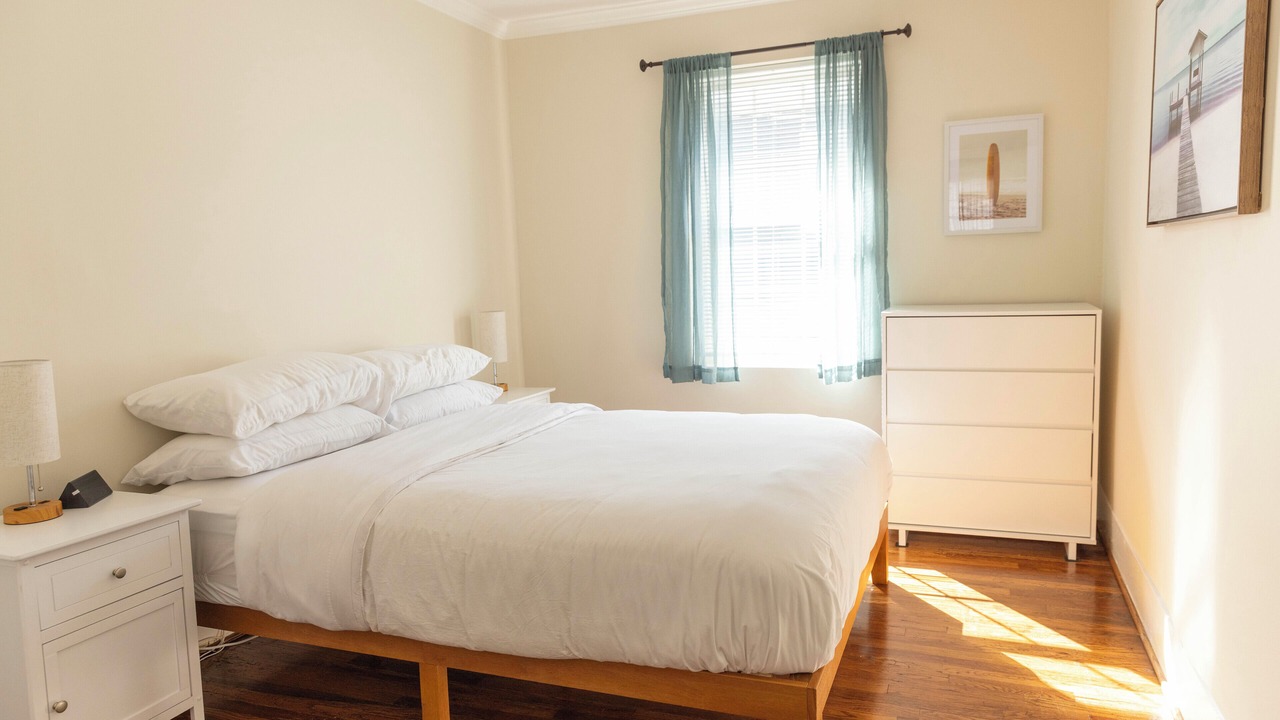 Photo of Bedroom in Crestline Heights