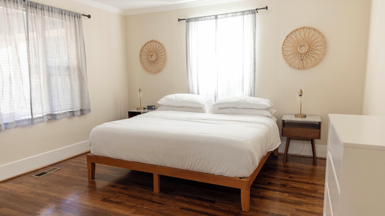 Photo of Bedroom in Crestline Heights