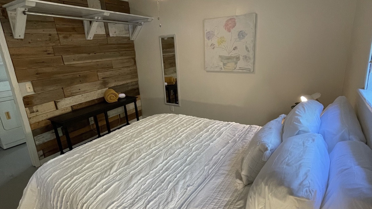 Photo of Bedroom in Mayhew