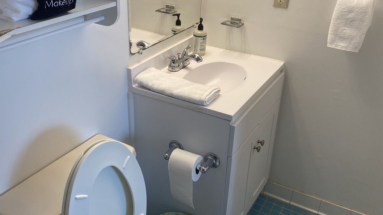 Photo of Bathroom in East End