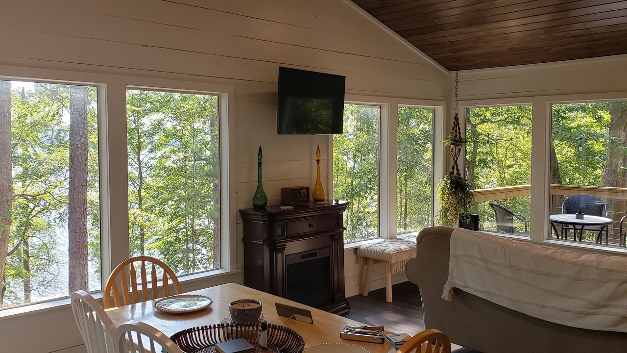Photo of Livingroom in Avinger