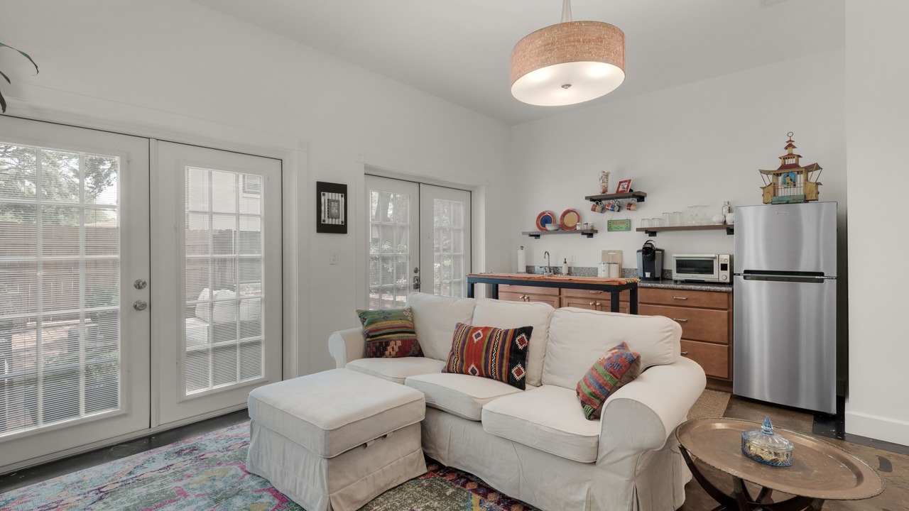 Photo of Livingroom in East Pensacola Heights