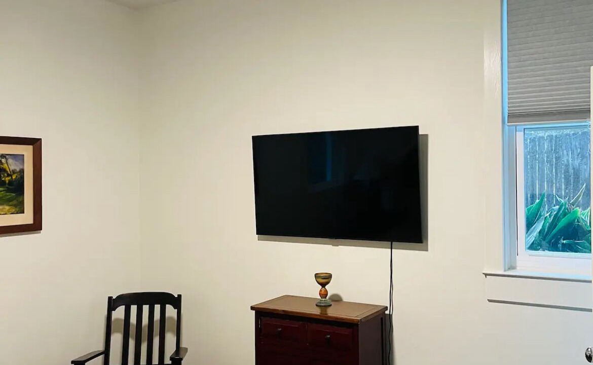Photo of Bedroom in East Pensacola Heights