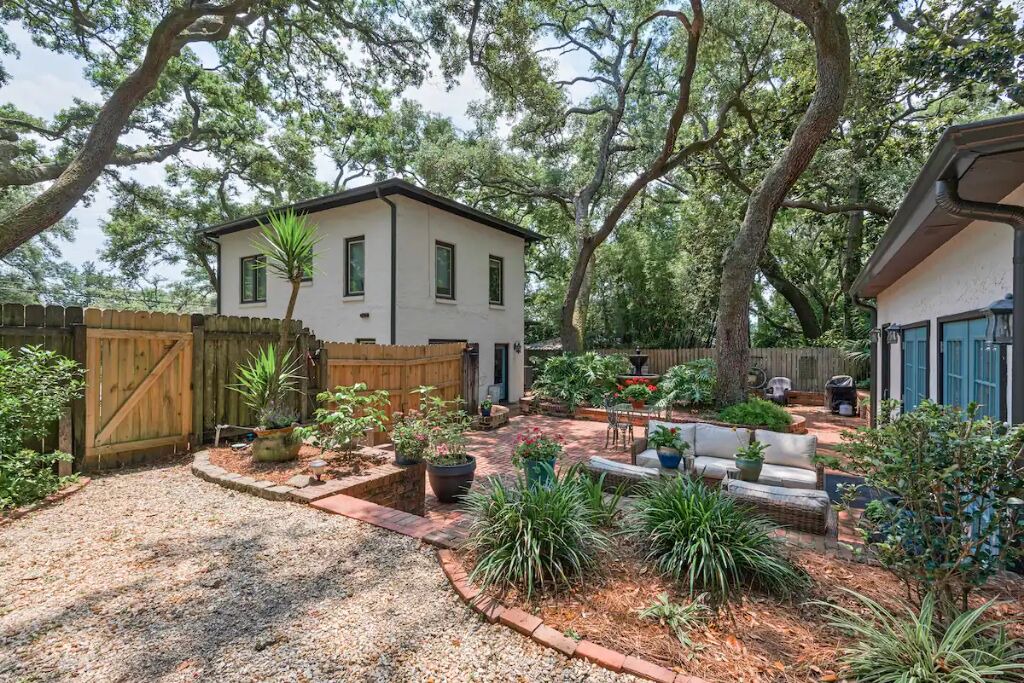 Photo of Outdoor in East Pensacola Heights