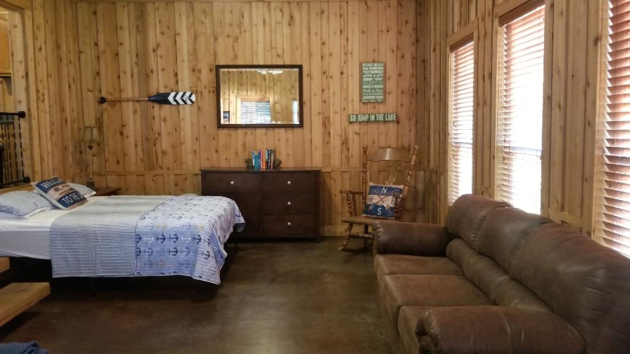 Photo of Others in Wills Point