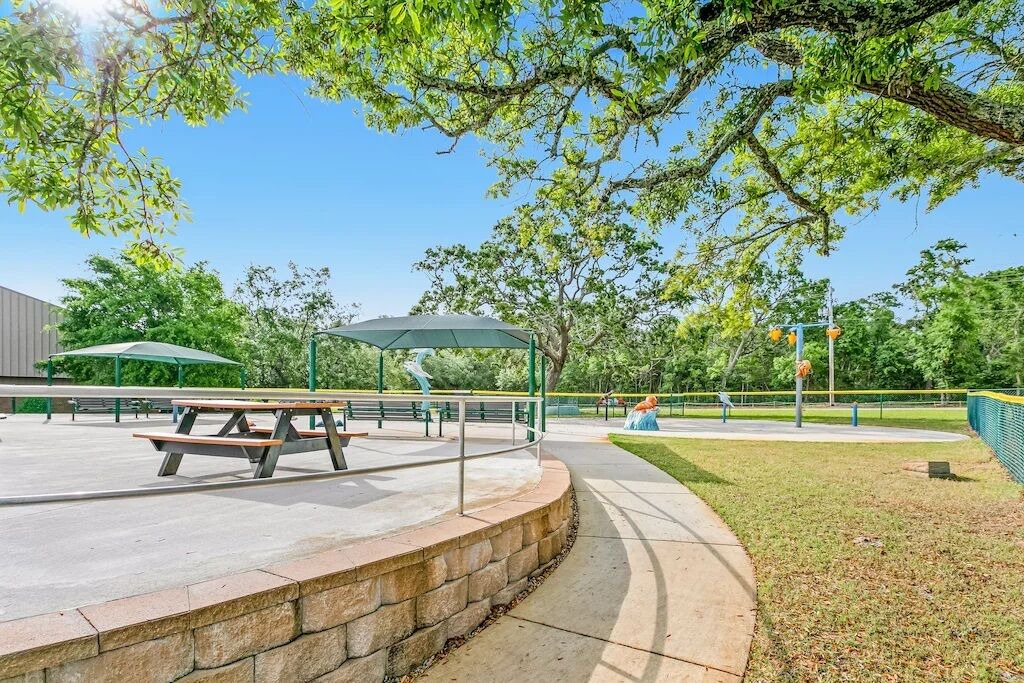 Photo of Outdoor in Pensacola